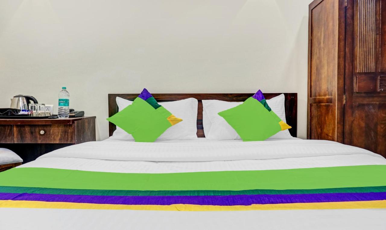 Treebo Tulip Hotel ปูเน่ ภายนอก รูปภาพ