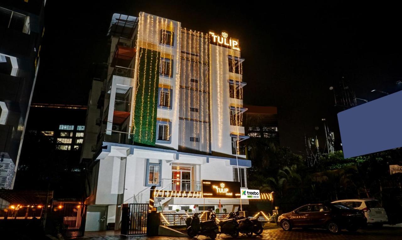 Treebo Tulip Hotel ปูเน่ ภายนอก รูปภาพ