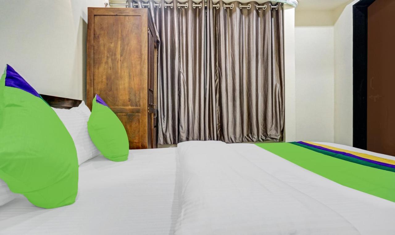 Treebo Tulip Hotel ปูเน่ ภายนอก รูปภาพ